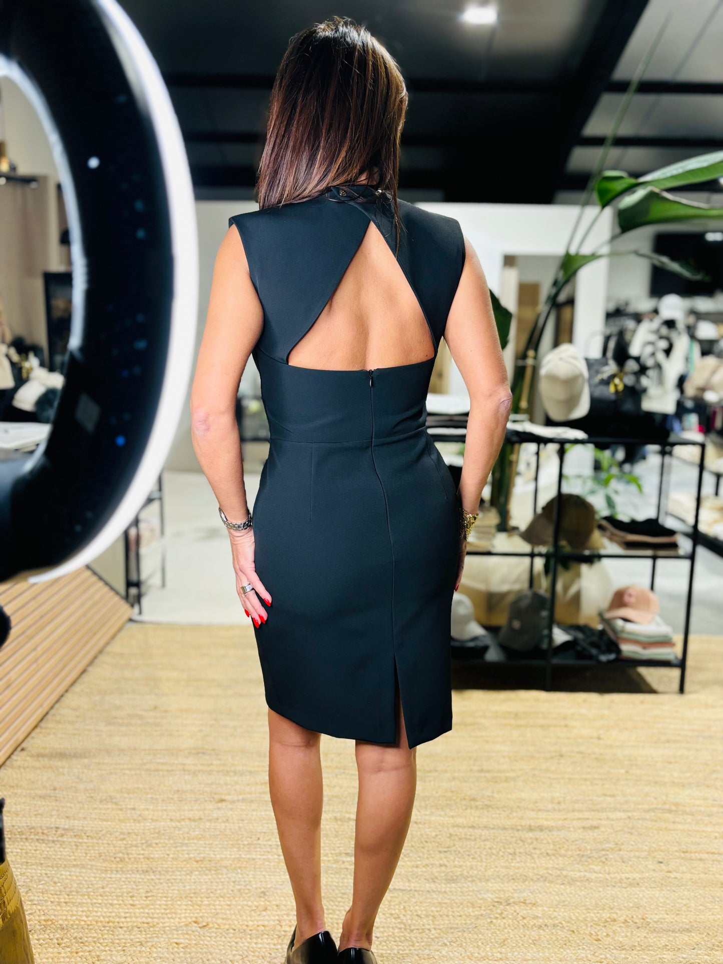 Robe dos nu