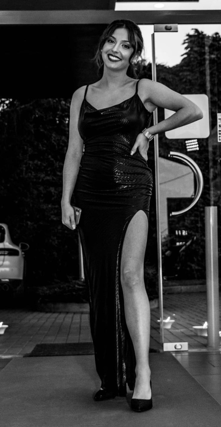 Robe noire moulante