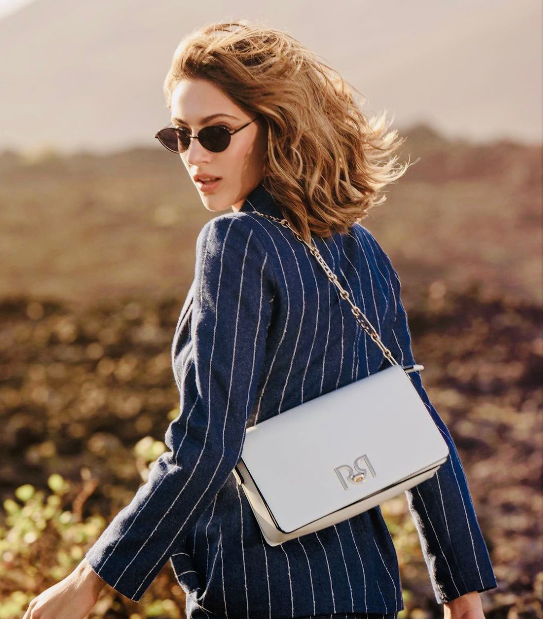 Veste tailleur bleu lignée