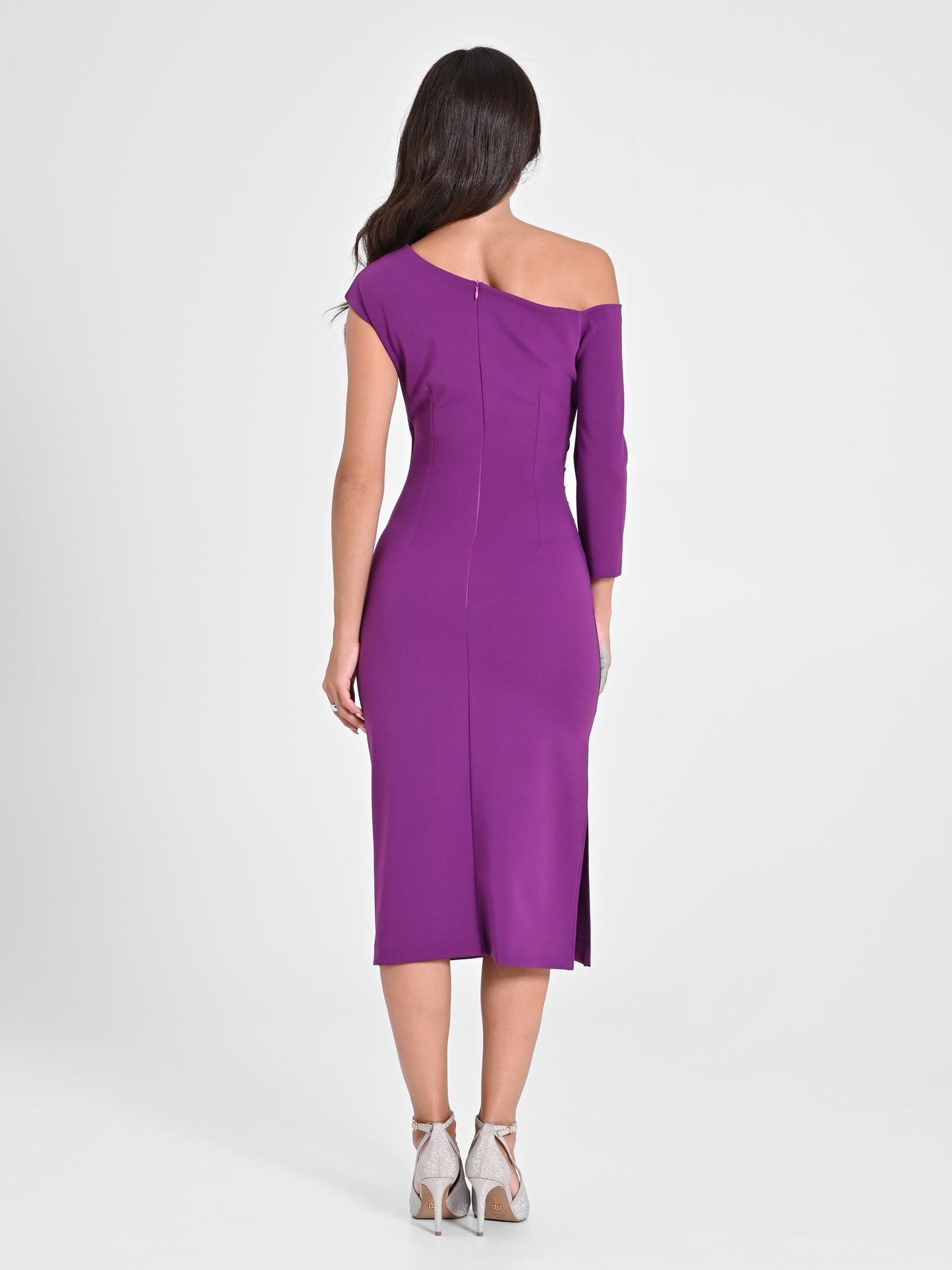 Robe épaule dénudée