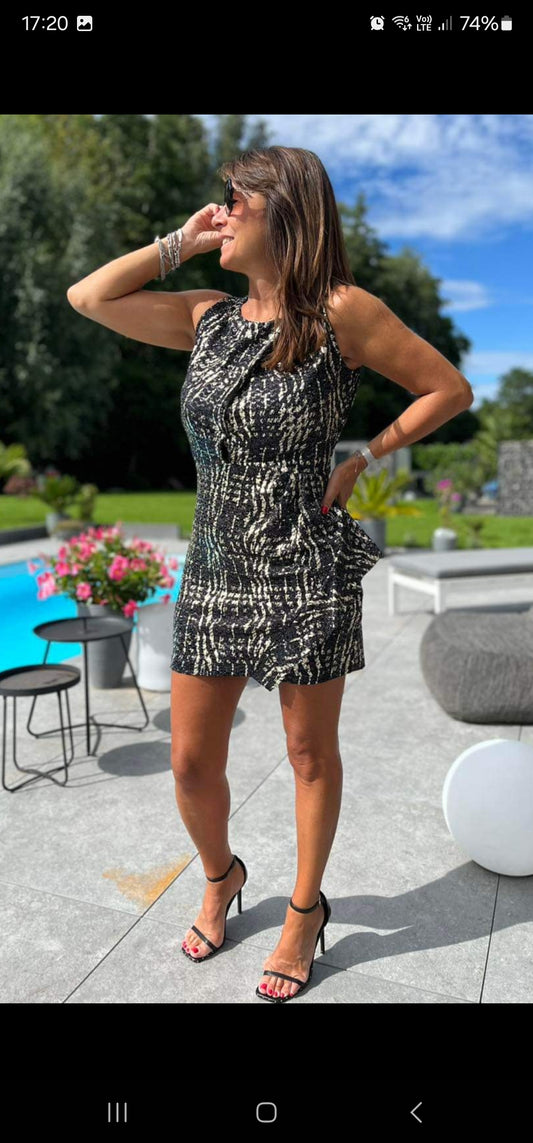 Robe or gold